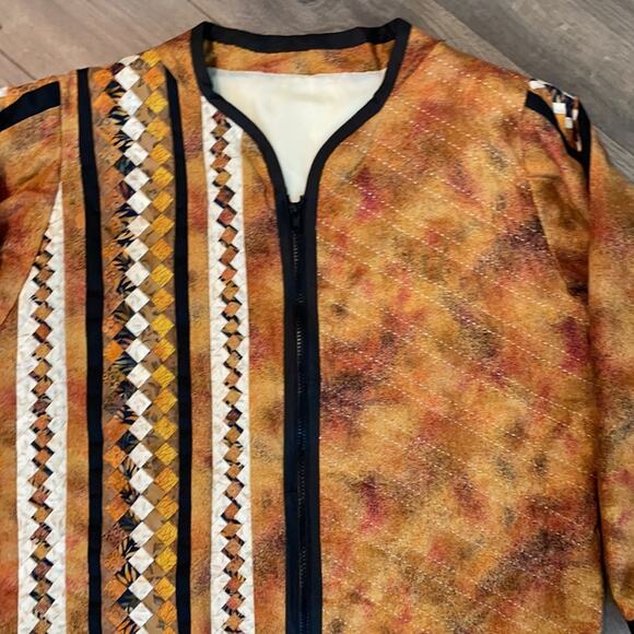 Beautiful Vintage Quilted Zip Up Jacket - Picture 2 of 6